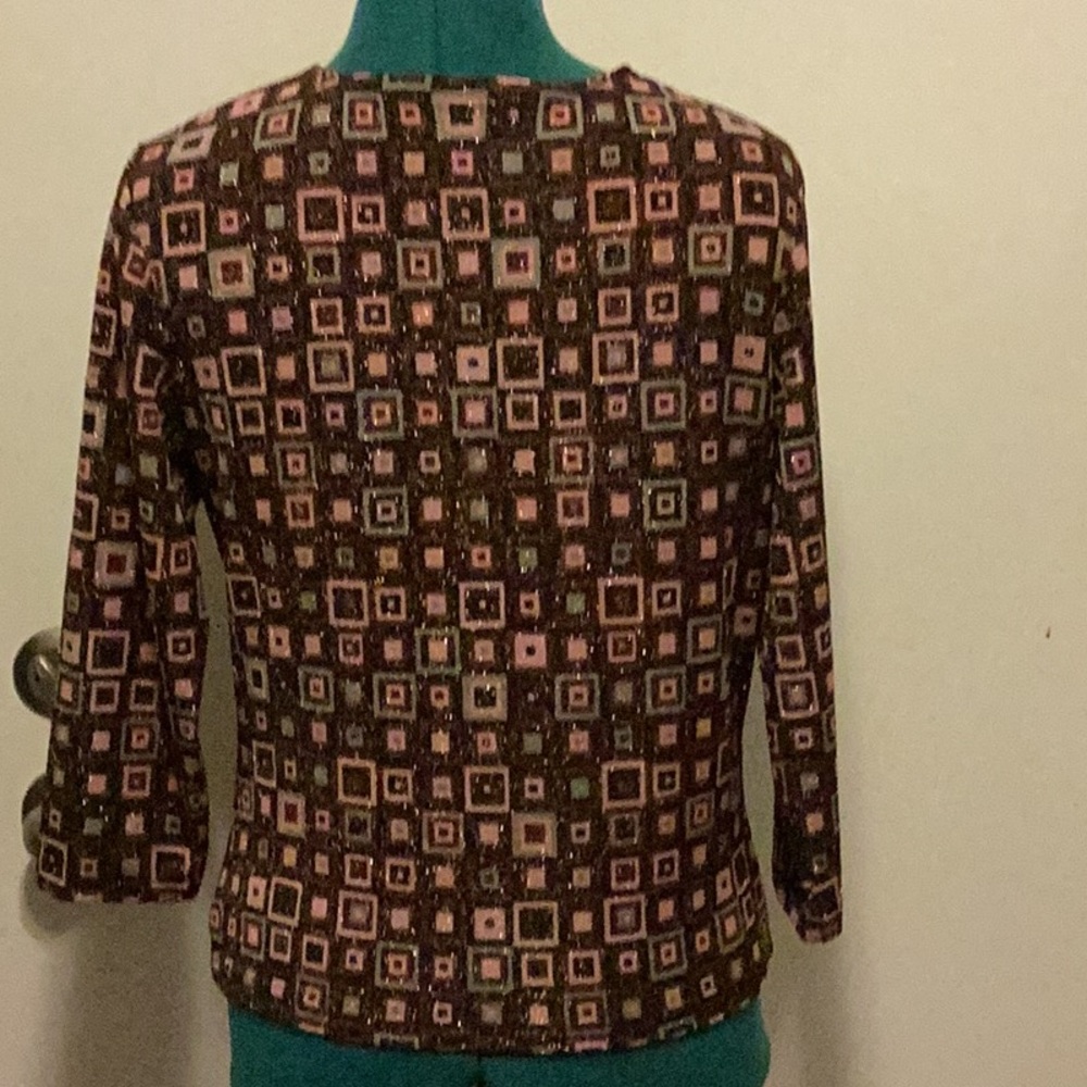No Boundaries Metallic Stretch Cross-over Top 11/13 size, 3/4 length sleeves. - Picture 5 of 7